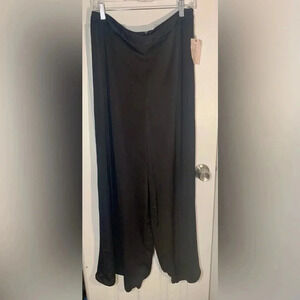 New With Tags philosophy Wide leg zipper back silky pants Size 10